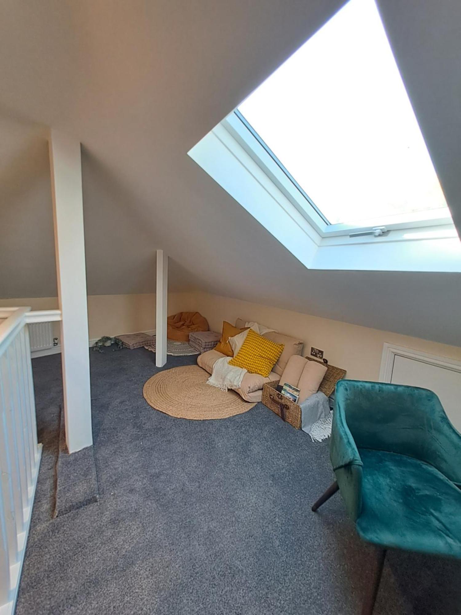 Modern Cosy Corner Flat 3 Bed And Loft Sleep 7 People Lägenhet London Exteriör bild